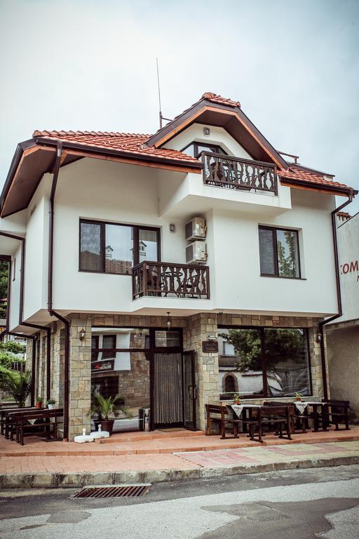 Hotel Бялата Къща Slatograd Exterior foto