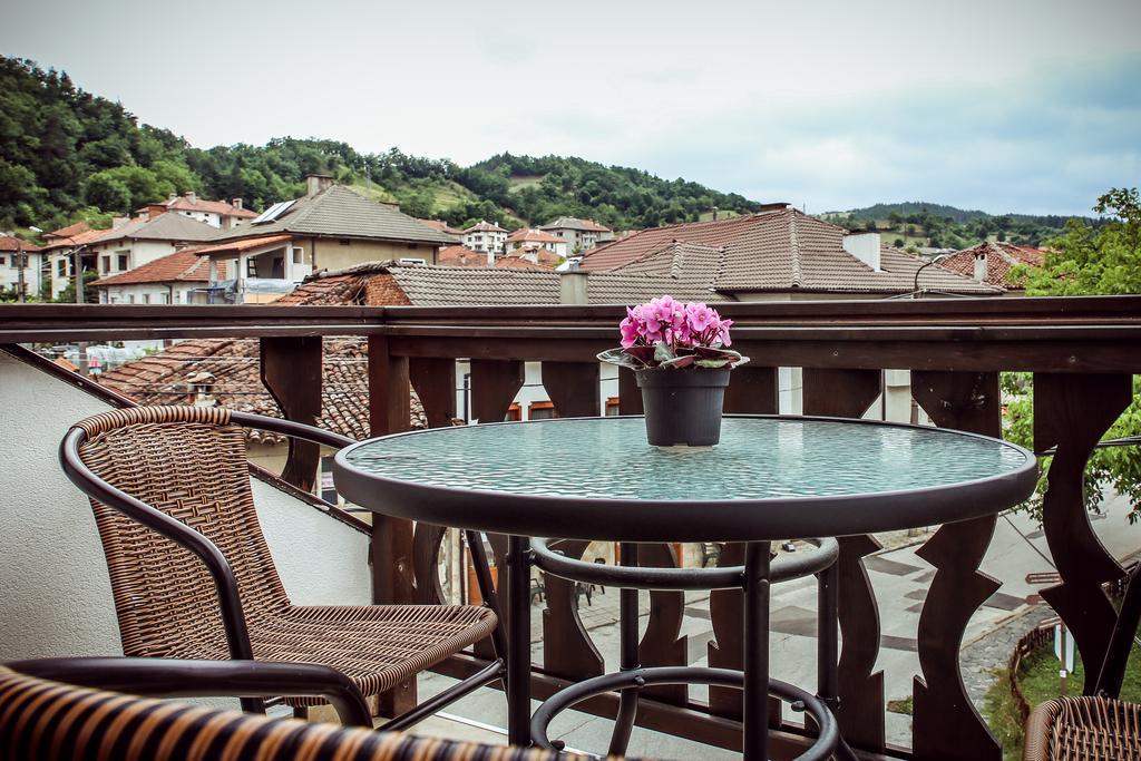 Hotel Бялата Къща Slatograd Zimmer foto