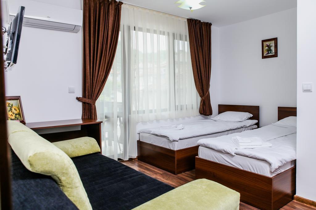 Hotel Бялата Къща Slatograd Zimmer foto